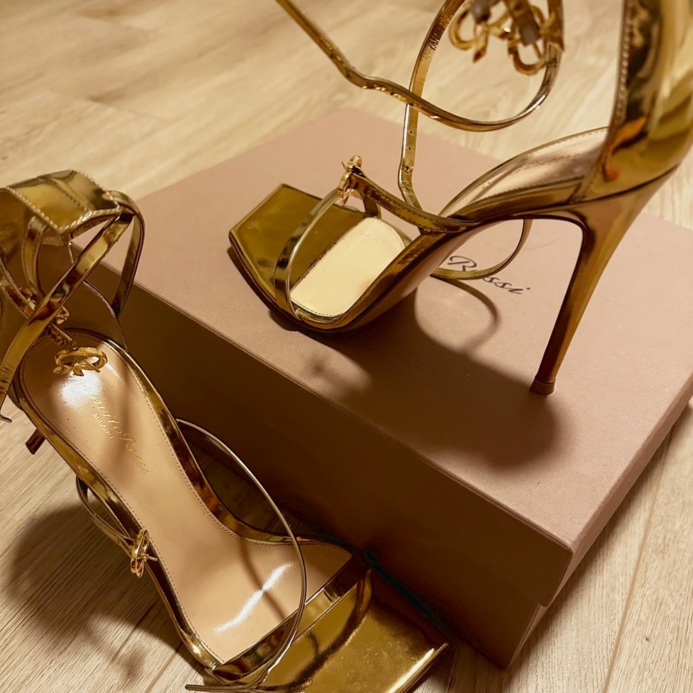 Gianvito Rossi Ribbon Uptown Metallic sandals